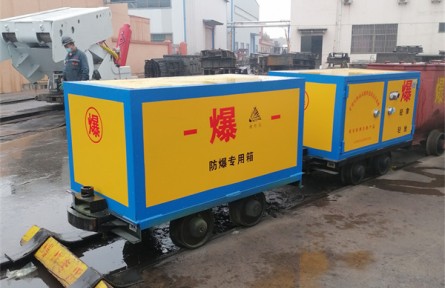 有轨炸药运输车组成和作用