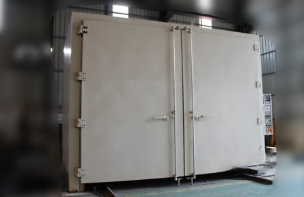 高铁动车行业配件烘箱